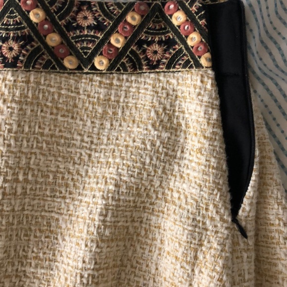 Skirt - Picture 2 of 4